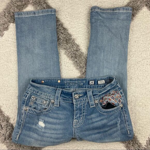 Womens Miss Me Cuffed Capri - Picture 1 of 5